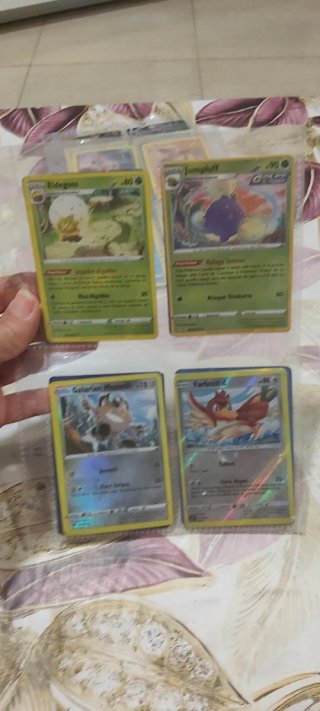 Lote cartas Pokémon Variadas