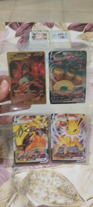 Lote cartas Pokémon Variadas