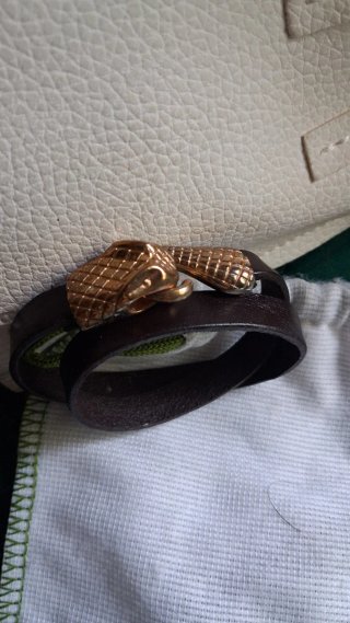 Gargantilla o pulsera cobra marrón y dorada