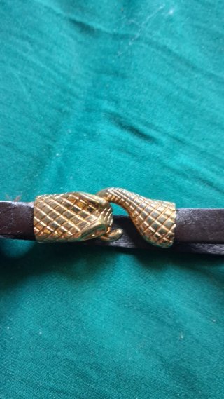 Gargantilla o pulsera cobra marrón y dorada