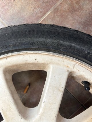 4 llantas de aleación 16" blancas + neumáticos 195