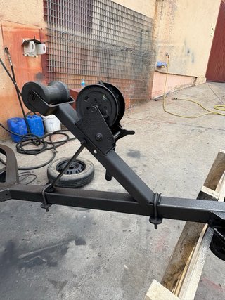 RESTAURACIÓN DE REMOLQUES CON PINTURA RAPTOR
