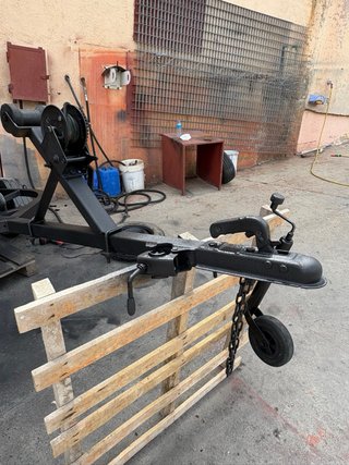 RESTAURACIÓN DE REMOLQUES CON PINTURA RAPTOR