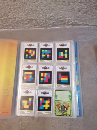 Invizimals Cromos 2 album Coleccionables