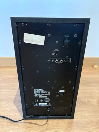 Subwoofer Yamaha SW-P130 Activo Gris