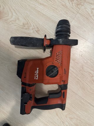Taladro Hilti TE 6-22 con cargador y baterías