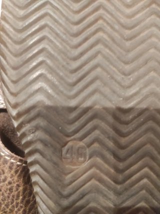 Sandalias Levi's Marrones