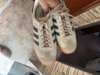 Zapatillas Adidas Gazelle Beige/Azul