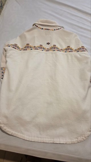 Chaqueta vaquera bordada multicolor