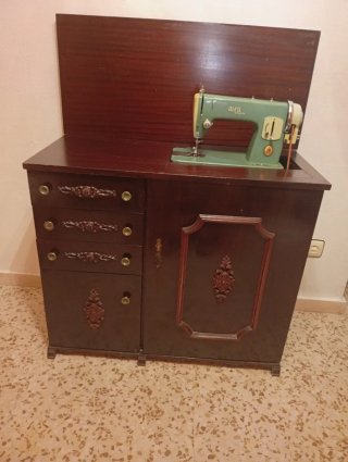 Máquina de coser Alfa Royale Vintage