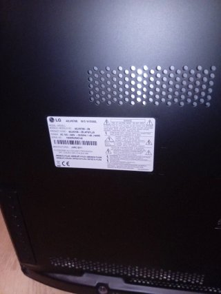 Televisor LG 42 Negro En buen estado con su mando
