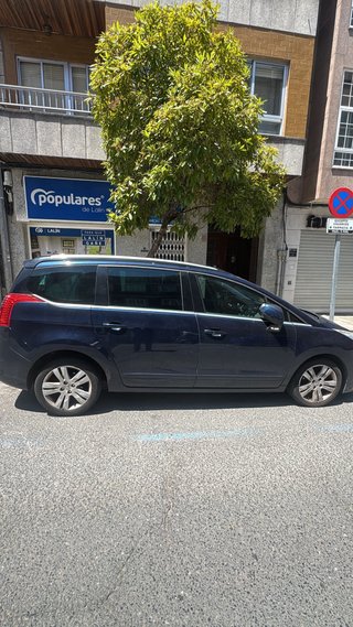 Peugeot 5008 Azul 7 Plazas