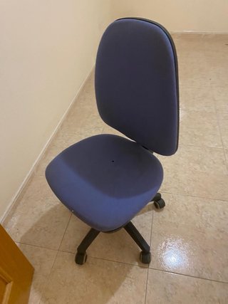 Silla de escritorio giratoria azul