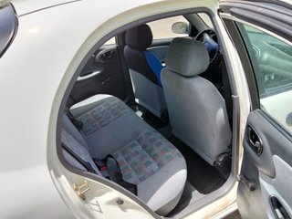 Daewoo Lanos 1999 - 156.000 km.