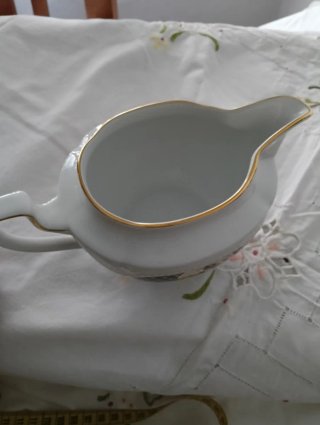 Salsera Royal Kent George V Porcelana
