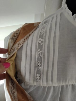 Traje de huertana grande.Camisa, falda y chaleco.