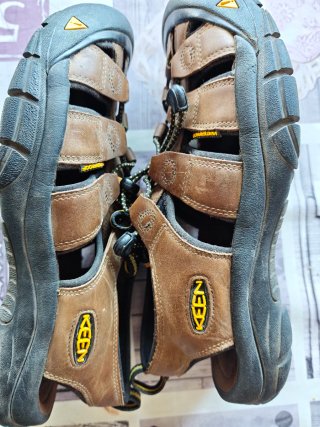 Sandalias Keen Newport Cuero Marrón Nuevas