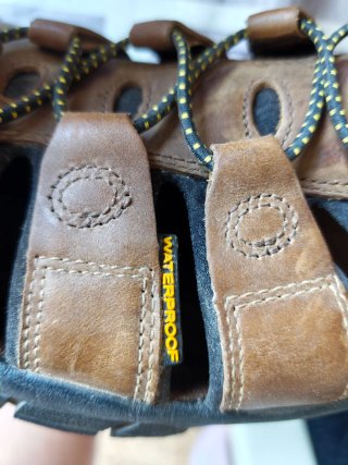 Sandalias Keen Newport Cuero Marrón Nuevas