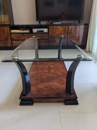 Aparador de madera lacada y mueble de TV