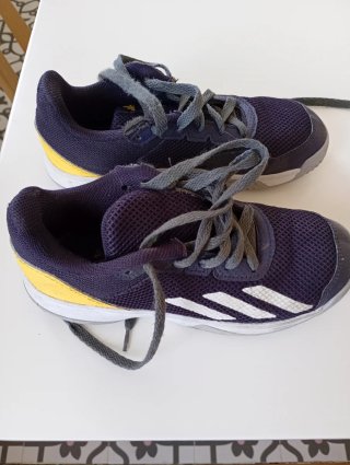 Zapatillas Adidas Tenis Azul y Amarillo Talla 34