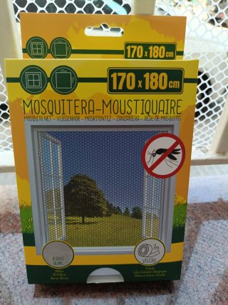 Mosquitera 170x180cm con Velcro