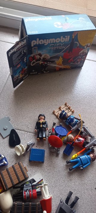 Playmobil Lote Mixto Figuras y Accesorios
