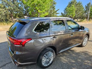 Mitsubishi Outlander 2021