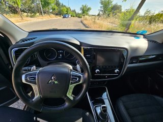 Mitsubishi Outlander 2021