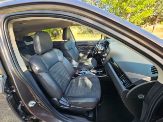 Mitsubishi Outlander 2021