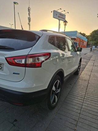 Nissan Qashqai 2015