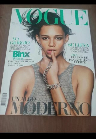 Vogue 326