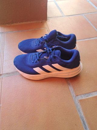 Zapatillas running Adidas Talla 43.5