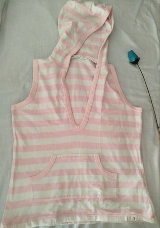 Jersey con capucha y bolsillos