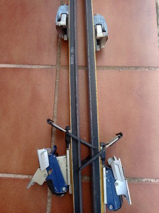 Sci Samid, fabbricati in Spagna