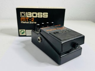 Boss MT-2 Metal Zone Pedal de Guitarra