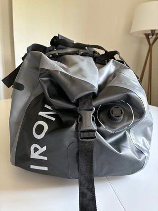 Bolsa Maleta Impermeable IRON Moto Negra Gris