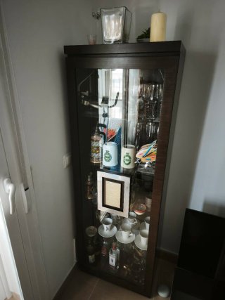Vitrina de salón madera y cristal