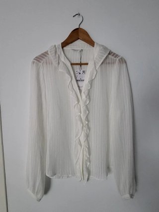 Blusa Stradivarius Blanca T M Volantes