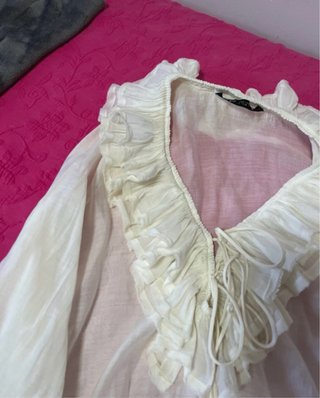 Blusa Zara volantes