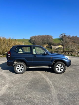 Toyota Land Cruiser 2004
