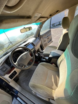 Toyota Land Cruiser 2004