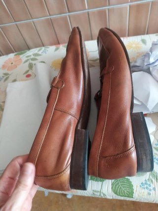 Zapatos de vestir marrones para caballero