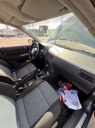 Volkswagen Golf 2003