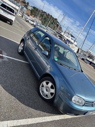 Volkswagen Golf 2003