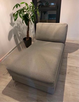 Chaiselongue KIVIK gris tela