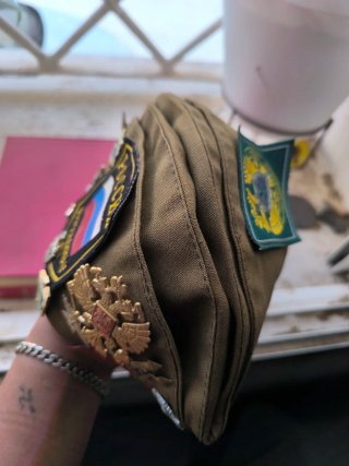 Gorro Militar Ruso Chapiri con Pines