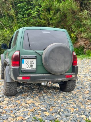 Mitsubishi Montero 2005