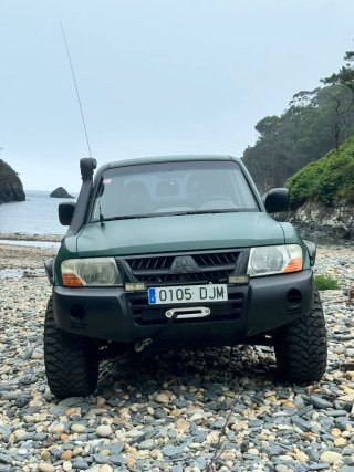 Mitsubishi Montero 2005