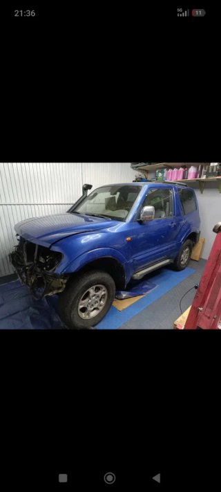 Mitsubishi Montero 2005