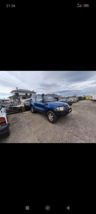 Mitsubishi Montero 2005